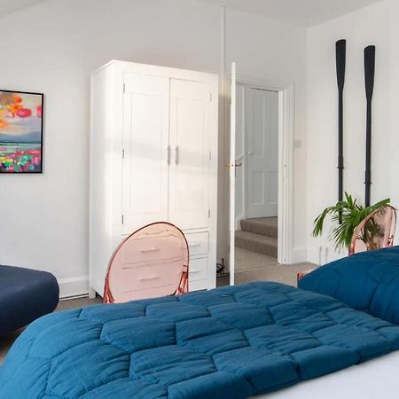 Tranquil Beachfront Beautiful 2-Bed Apartment Deal Exterior photo